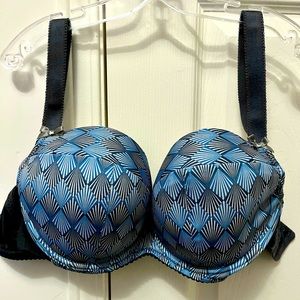Comexim NWOT Padded Plunge Bra 34H